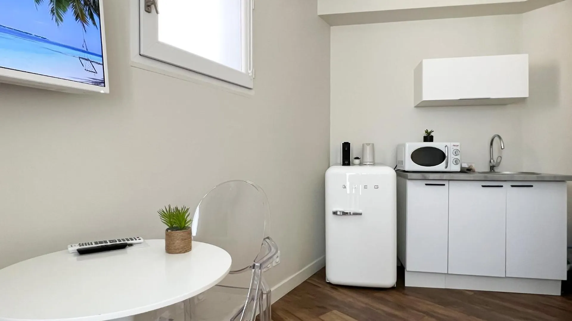 Bulle Annecy Avec Un Garage Prive Apart otel Fransa